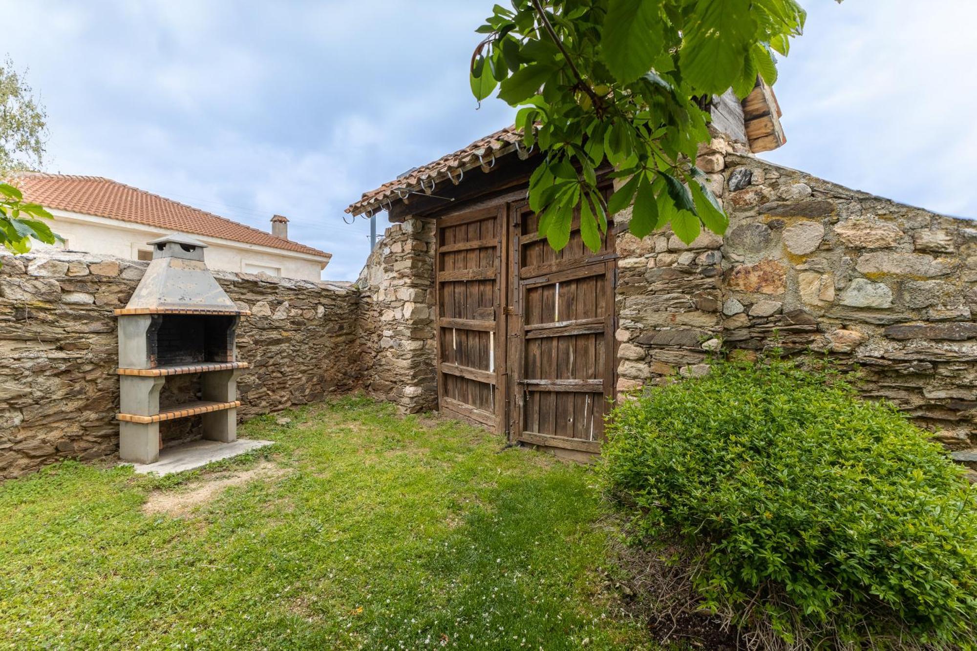 La Casona Y Casitas De Tabladillo Villa Santa Maria la Real de Nieva Dış mekan fotoğraf